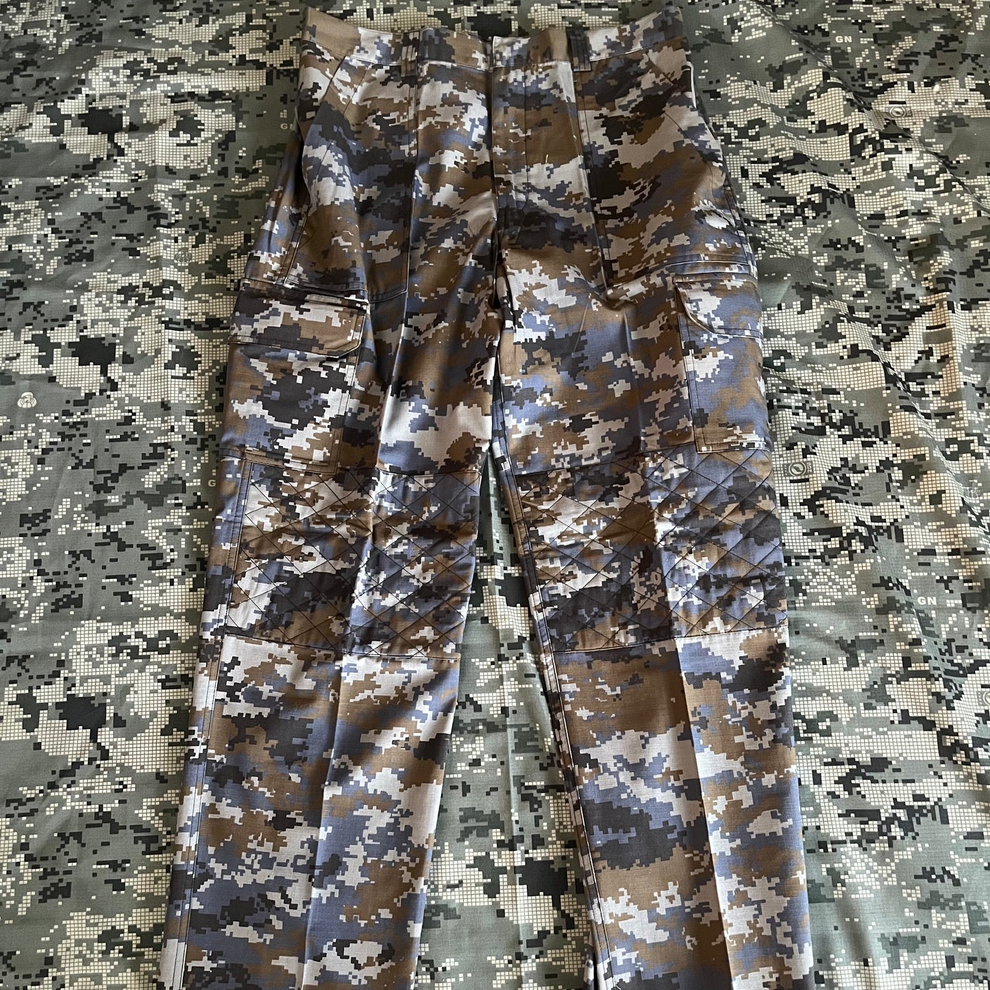 Trials Malaysian Town Hall Camo Set